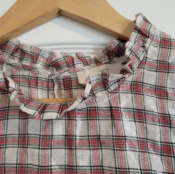 Beautiful Festive Blouse - Picture 2 of 5